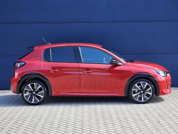 SPOTICAR Peugeot 208 1.2 Puretech Gt Eat8 100pk Automaat | Navigatie | Tweedehands -  Benzine Rood - Doetinchem - 1200300578_4