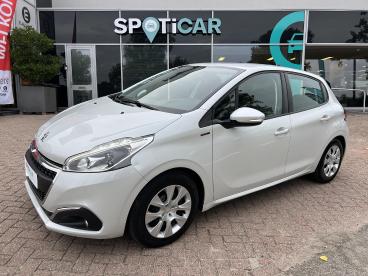 SPOTICAR Peugeot 208 1.2 82 Pk Signature 5 Deurs Tweedehands -  Benzine Wit - Krimpen Aan Den Ijssel - 1200303443_1