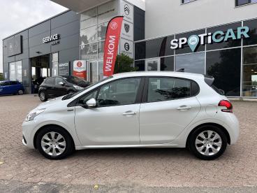 SPOTICAR Peugeot 208 1.2 82 Pk Signature 5 Deurs Tweedehands -  Benzine Wit - Krimpen Aan Den Ijssel - 1200303443_2