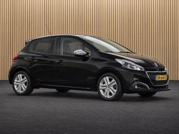 SPOTICAR Peugeot 208 1.2 Pt Signature | Navi/airco/pdc/cruisecontrol Tweedehands -  Benzine Zwart - Culemborg - 1200303494_1