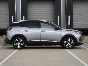 SPOTICAR Peugeot 3008 Gt 1.6 Hybrid4 300pk Automaat Pano-dak | Adap. Cru Tweedehands - Suv Plugin Hybrid Grijs - Heerlen - 1200276666_4