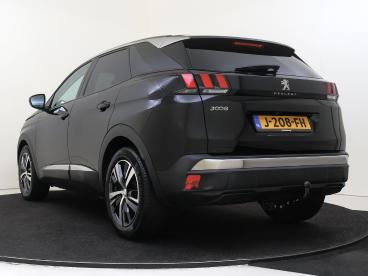 SPOTICAR Peugeot 3008 1.2 130pk Puretech Allure | Trekhaak | Achteruitri Tweedehands - Suv Benzine Zwart - Naaldwijk - 1200281322_4