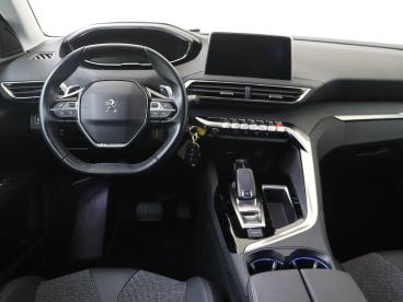 SPOTICAR Peugeot 3008 1.2 130pk Puretech Allure | Trekhaak | Achteruitri Tweedehands - Suv Benzine Zwart - Naaldwijk - 1200281322_5