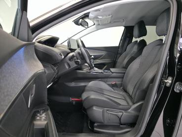 SPOTICAR Peugeot 3008 1.2 Puretech Allure Pack Tweedehands - Suv Benzine Zwart - Gouda - 1200281517_5