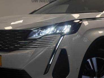 SPOTICAR Peugeot 3008 Allure Pack 1.2 Turbo 130pk | Trekhaak | Stoelverw Tweedehands - Suv Benzine Wit - Alblasserdam - 1200282071_2