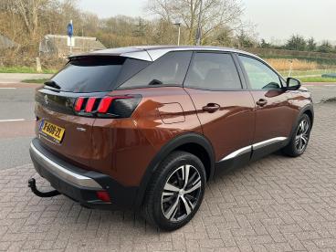SPOTICAR Peugeot 3008 1.2 Turbo 130pk Allure Eat-6 Automaat Trekhaak Afn Tweedehands - Suv Benzine Bruin - Krimpen Aan Den Ijssel - 1200288364_4