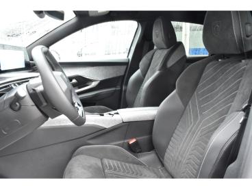 SPOTICAR Peugeot 3008 Hybrid 145 Dcs-6 Gt Navigatie | Camera V+a | Massa Tweedehands - Suv Hybride Wit - Waalwijk - 1200290562_2