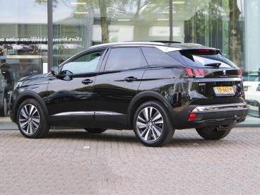SPOTICAR Peugeot 3008 1.2 Puretech Allure | Navi / Panoramadak / Camera Tweedehands - Suv Benzine Zwart - Tiel - 1200294180_2