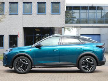 SPOTICAR Peugeot 3008 1.2 Hybrid 145 Gt / 360 Camera / Navigatie / Elekt Tweedehands - Suv Hybride Blauw - Hilversum - 1200296151_2