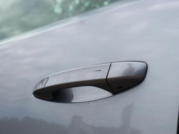 SPOTICAR Peugeot 3008 1.6 Plug-in Hybrid 195 Allure / 360 Camera / Afnee Tweedehands - Suv Plugin Hybrid Grijs - Hilversum - 1200297660_5
