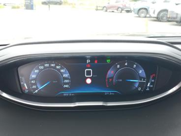 SPOTICAR Peugeot 3008 1.2t 131pk Allure Automaat | Climate Control | Nav Tweedehands - Suv Benzine Grijs - Elst - 1200302932_5