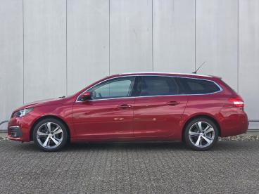 SPOTICAR Peugeot 308 1.5 Hdi 130pk Allure | Panoramadak | Navigatie | T Tweedehands - Stationwagen Diesel Rood - Zutphen - 1200280519_3