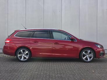SPOTICAR Peugeot 308 1.5 Hdi 130pk Allure | Panoramadak | Navigatie | T Tweedehands - Stationwagen Diesel Rood - Zutphen - 1200280519_4
