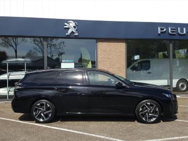 SPOTICAR Peugeot 308 Sw 1.2 130pk Allure Pack Business 2d Cockpit | App Tweedehands - Stationwagen Benzine Zwart - Zierikzee - 1200286364_2