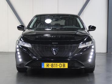 SPOTICAR Peugeot 308 Sw 110pk Active Pack | 1ste Eigenaar | Applecarpla Tweedehands - Stationwagen Benzine Zwart - Amersfoort - 1200287051_4