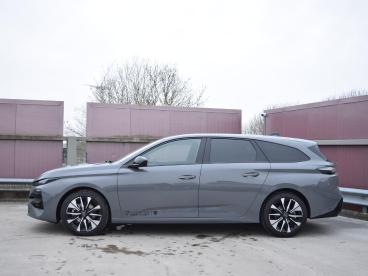 SPOTICAR Peugeot 308 Sw 1.2 Hybrid 145 E-dcs6 Allure 145 Pk | Navi | Pa Tweedehands - Stationwagen Hybride Grijs - Alphen Aan Den Rijn - 1200289815_2