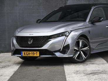 SPOTICAR Peugeot 308 Sw Gt 1.6 Plug-in Hybrid 225pk Automaat Pano | 18' Tweedehands - Stationwagen Plugin Hybrid Grijs - Sittard - 1200294615_2
