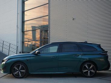 SPOTICAR Peugeot 308 Sw 1.2 Hybrid 145 E-dcs6 Gt | 360 Camera | Alcanta Tweedehands - Stationwagen Hybride Blauw - Gouda - 1200298492_5