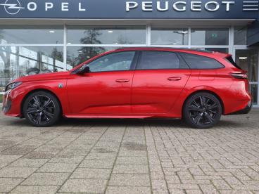 SPOTICAR Peugeot 308 Sw Gt 1.6 Plug-in Hybrid 180pk E-eat8 Automaat, Ri Tweedehands - Stationwagen Plugin Hybrid Rood - Ommen - 1200298495_3
