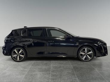 SPOTICAR Peugeot 308 Gt 1.2 Turbo 130pk Eat8 | Focal Hifi | 360° Camera Tweedehands - Hatchback Benzine Zwart - Sliedrecht - 1200299645_4