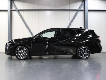 SPOTICAR Peugeot 308 Sw 1.2 130pk Allure Pack Business | 1ste Eigenaar Tweedehands - Stationwagen Benzine Zwart - Amersfoort - 1200300557_2