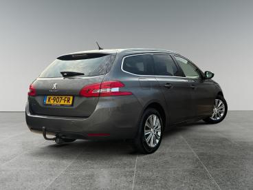 SPOTICAR Peugeot 308 Sw Allure 1.2 Turbo 130pk | Panodak | Adaptive Cru Tweedehands - Stationwagen Benzine Grijs - Alblasserdam - 1200302921_5