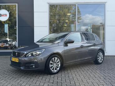 SPOTICAR Peugeot 308 1.2 Allure 130pk Automaat | Trekhaak | Navigatie | Tweedehands - Hatchback Benzine Grijs - Arnhem - 1200303938_1