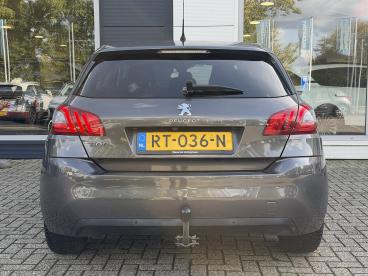 SPOTICAR Peugeot 308 1.2 Allure 130pk Automaat | Trekhaak | Navigatie | Tweedehands - Hatchback Benzine Grijs - Arnhem - 1200303938_4