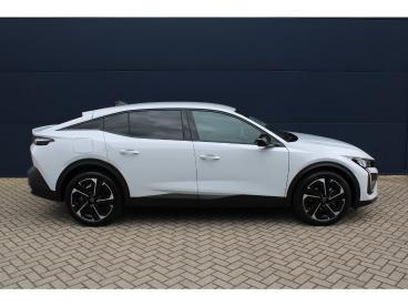 SPOTICAR Peugeot 408 1.2 Hybrid 145pk E-dcs6 Allure | Navigatie | 360 C Tweedehands - Hatchback Benzine Wit - Doetinchem - 1200284463_4