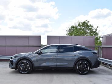SPOTICAR Peugeot 408 1.6 Gt Exclusive Plug-in Hybrid 240 | Schuif / Kan Tweedehands - Hatchback Hybride Grijs - Alphen Aan Den Rijn - 1200294042_2