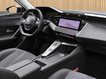 SPOTICAR Peugeot 408 1.2t Allure Pack 130 Eat8 Automaat | Camera/navi/s Tweedehands - Hatchback Benzine Zwart - Culemborg - 1200298948_3