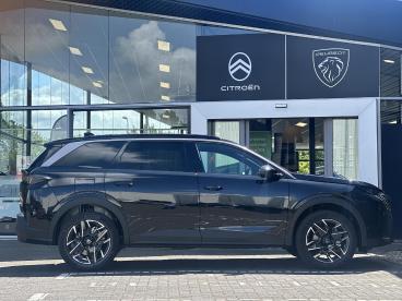 SPOTICAR Peugeot 5008 1.2 Hybrid 145 Allure | 360 Parkeercamera/-sensore Tweedehands - Suv Hybride Zwart - Emmeloord - 1200278840_3