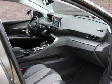 SPOTICAR Peugeot 5008 Suv Premium Avantage 130pk Automaat | Trekhaak | E Tweedehands - Suv Benzine Grijs - Doorn - 1200285776_5