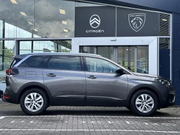 SPOTICAR Peugeot 5008 1.2 Puretech Blue Lease Executive | Trekhaak | Cru Tweedehands - Suv Benzine Grijs - Emmeloord - 1200293960_3