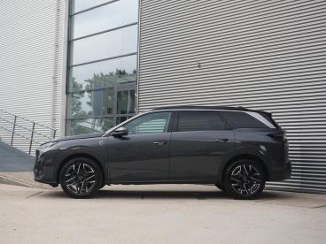 SPOTICAR Peugeot 5008 1.2 Hybrid 145 Gt 7p 360 Vision Camera Tweedehands - Suv Hybride Grijs - Alphen Aan Den Rijn - 1200303271_3
