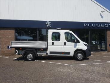 SPOTICAR Peugeot Boxer Chassisdubbelcabine 3500kg 2.2hdi-130pk Dubbele Ca Tweedehands - Bedrijfswagen Diesel Wit - Zierikzee - 1200278305_2