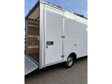SPOTICAR Peugeot Boxer 2.2 180 Pk Automaat L4 3.5t Zwaar | Bakwagen | Cam Tweedehands - Bedrijfswagen Diesel Wit - Nieuwegein - 1200280385_5