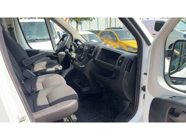 SPOTICAR Peugeot Boxer 330 140pk L2h1 Premium | Imperiaal | 3 Persoons | Tweedehands - Bedrijfswagen Diesel Wit - Nieuwegein - 1200295058_5