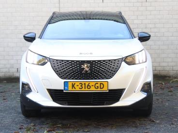 SPOTICAR Peugeot 2008 E-2008 Gt 50 Kwh 136pk | Schuifdak | Navigatie | Camera | Tweedehands - Suv Elektrisch Wit - Zeist - 1200282268_2
