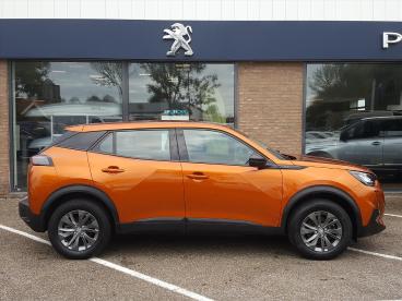 SPOTICAR Peugeot 2008 E-2008 Ev 50kwh 136pk 3-fase Active Apple Carplay & Andro Tweedehands - Suv Elektrisch Oranje - Zierikzee - 1200284386_2