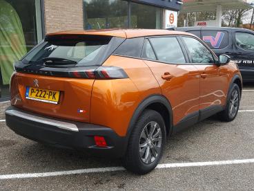 SPOTICAR Peugeot 2008 E-2008 Ev 50kwh 136pk 3-fase Active Apple Carplay & Andro Tweedehands - Suv Elektrisch Oranje - Zierikzee - 1200284386_3