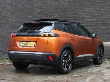 SPOTICAR Peugeot 2008 E-2008 Suv Gt 50kwh 136pk | Accu 94% | Schuif-/kanteldak Tweedehands - Suv Elektrisch Oranje - Doorn - 1200286383_3