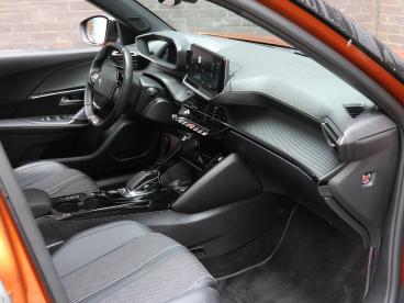 SPOTICAR Peugeot 2008 E-2008 Suv Gt 50kwh 136pk | Accu 94% | Schuif-/kanteldak Tweedehands - Suv Elektrisch Oranje - Doorn - 1200286383_5