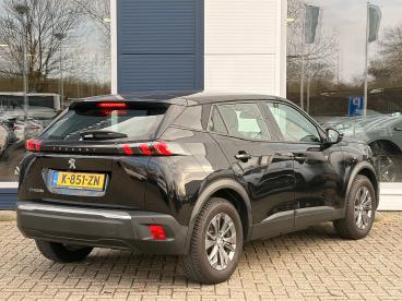 SPOTICAR Peugeot 2008 E-2008 Ev 50kwh 136pk Blue Lease Active | Automaat | Navi Tweedehands - Suv Elektrisch Zwart - Arnhem - 1200287606_3