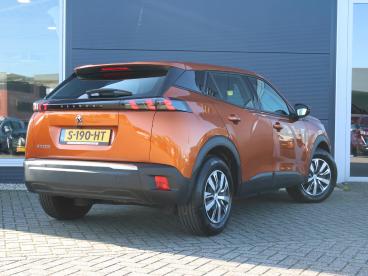 SPOTICAR Peugeot 2008 E-2008 Ev Active 50 Kwh 1ste Eigenaar | Camera | Stoelver Tweedehands - Suv Elektrisch Oranje - Nijkerk - 1200293508_3