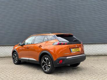 SPOTICAR Peugeot 2008 E-2008 Ev Allure Pack 50 Kwh | Naviagtie | Cruise Control Tweedehands - Suv Elektrisch Oranje - Venlo - 1200294007_5
