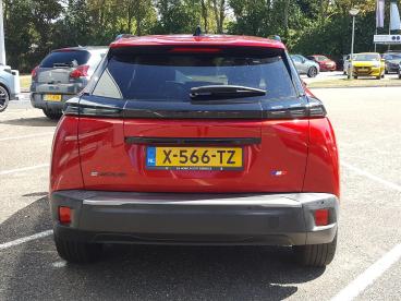 SPOTICAR Peugeot 2008 E-2008 Allure Ev 54kwh 156pk Grootste Range 400km | Uniek Tweedehands - Suv Elektrisch Rood - Zierikzee - 1200298257_4