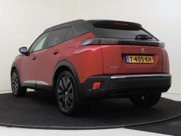 SPOTICAR Peugeot 2008 E-2008 Ev Gt 50 Kwh Alcantara Bekelding | Keyless | Camer Tweedehands - Suv Elektrisch Rood - Naaldwijk - 1200298998_4