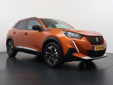 SPOTICAR Peugeot 2008 E-2008 Suv Allure Pack 50 Kwh 136pk | Accu 94% | Navigati Tweedehands - Suv Elektrisch Oranje - Uden - 1200299512_2