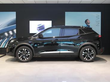 SPOTICAR Peugeot 2008 E-2008 Ev Allure Pack 50 Kwh | 94% Soh | Achteruitrijcame Tweedehands - Suv Elektrisch Zwart - Nieuwegein - 1200299592_2